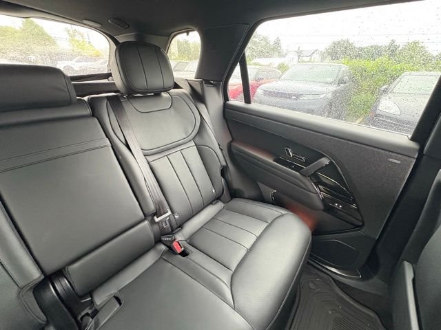 Certified Used 2025 White Land Rover Dynamic SE image 39