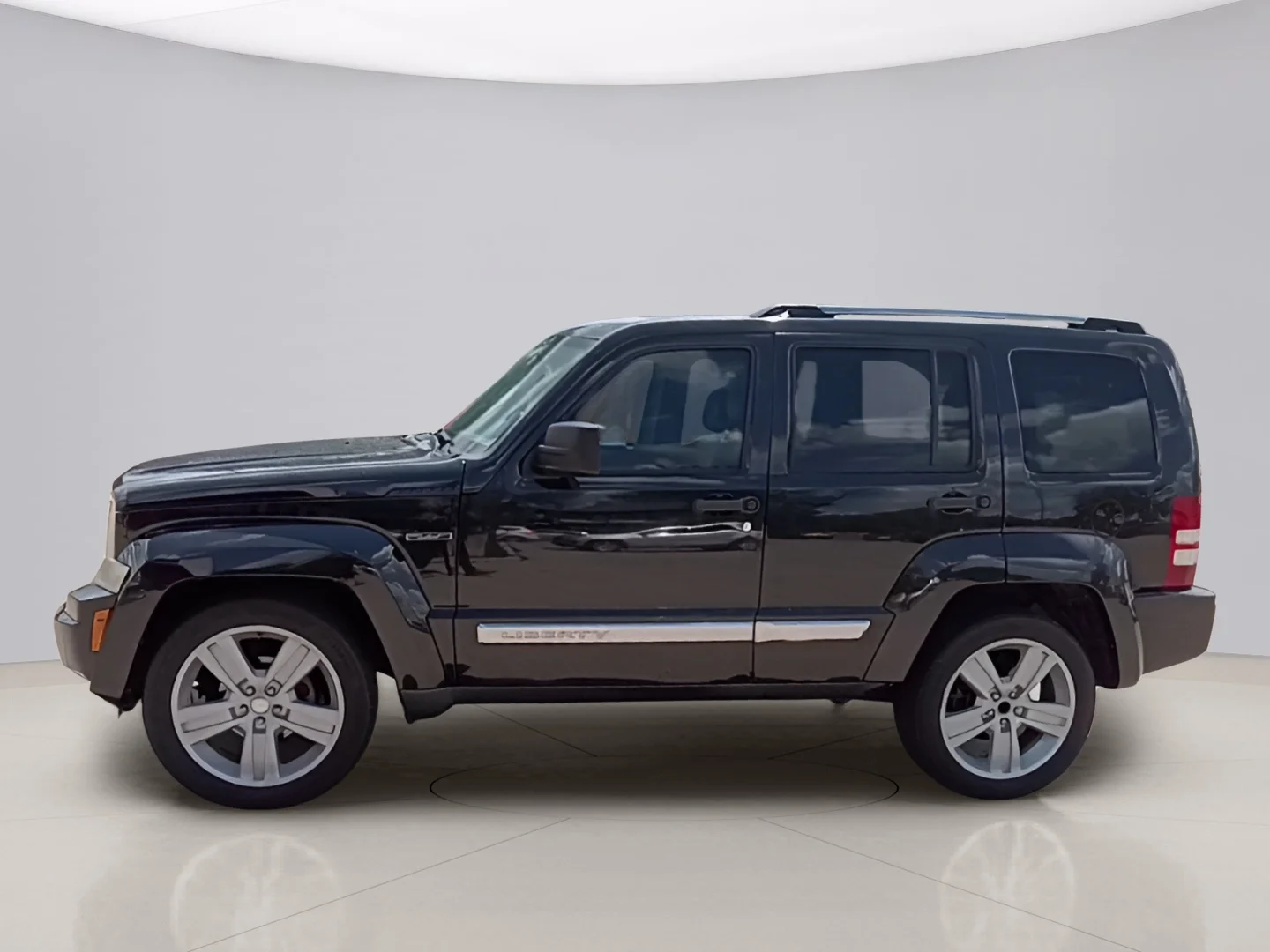 2012 Jeep Liberty Limited Jet Edition - Photo 2