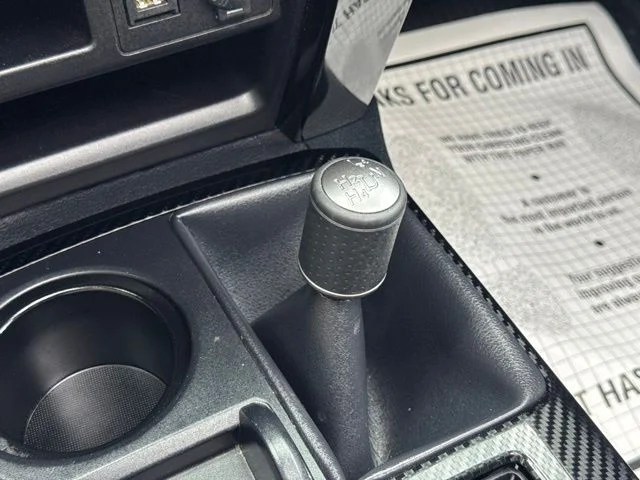 Used 2020 Gray Toyota Venture image 24