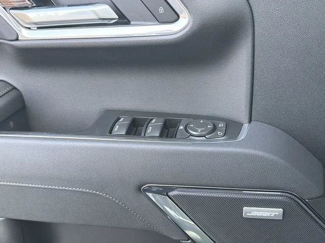 New 2026 Summit White GMC Elevation image 20