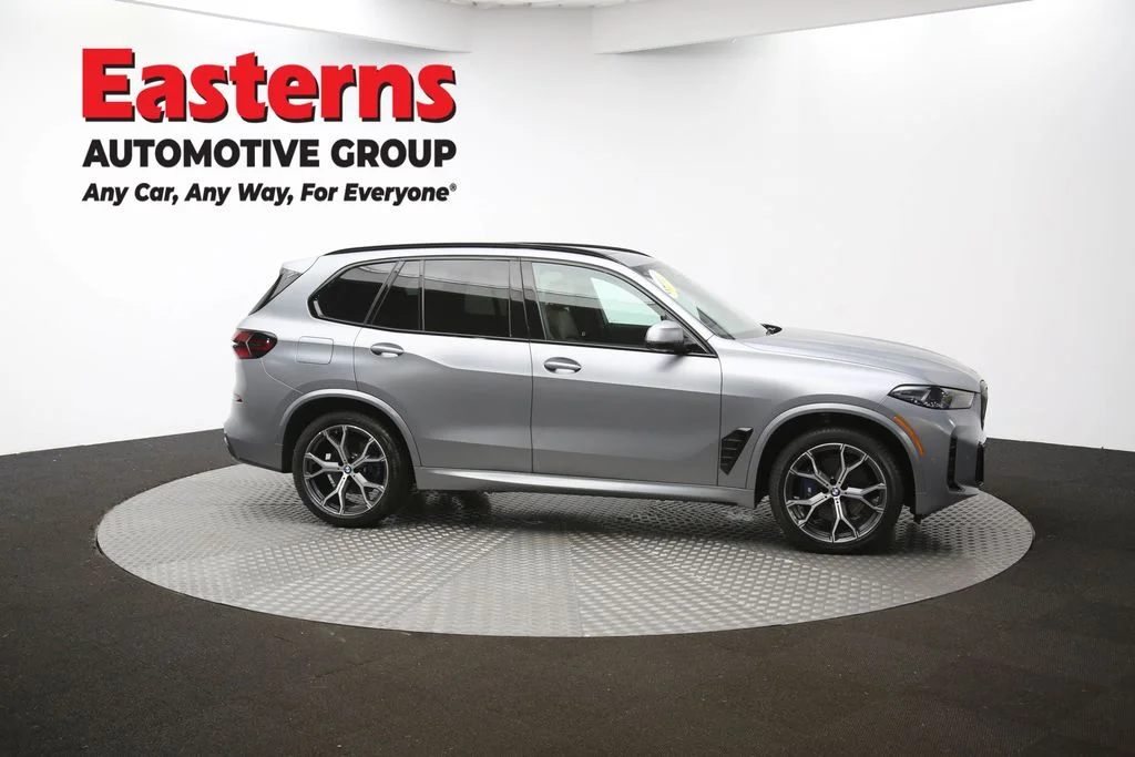 Used 2025 Gray BMW xDrive40i image 47