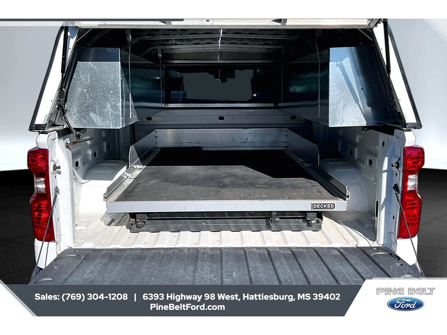 Used 2024 Summit White Chevrolet Work Truck image 12