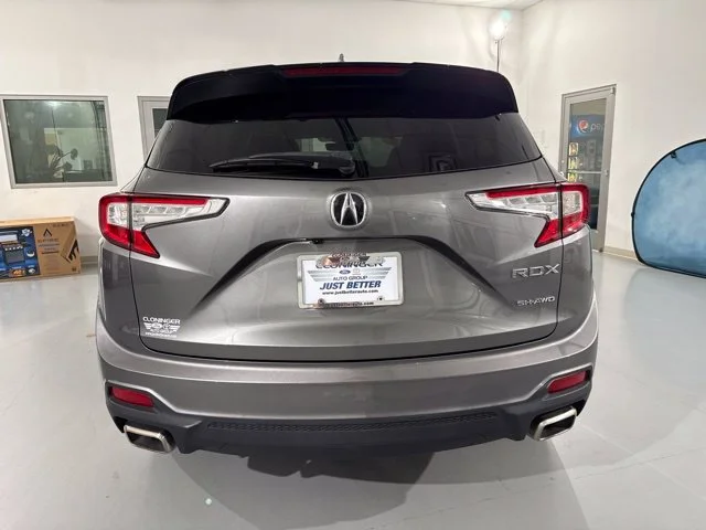 Used 2023  Acura Base image 7