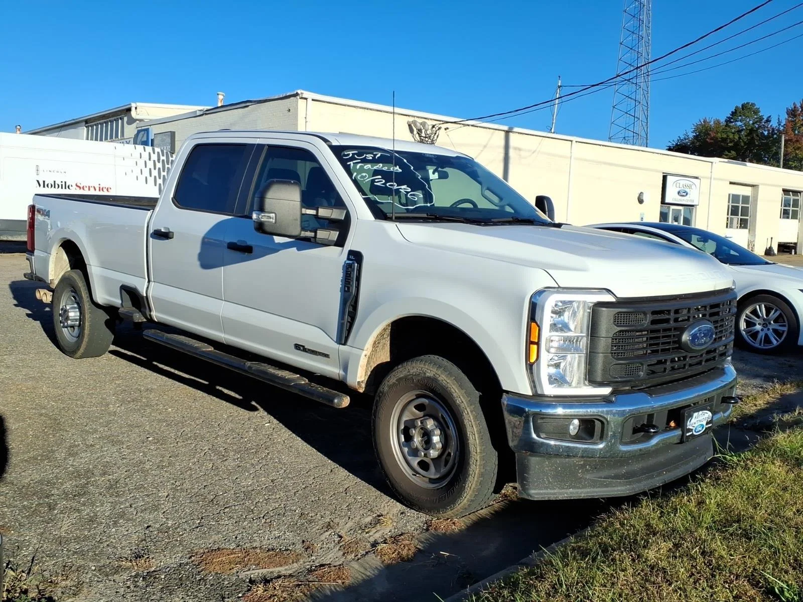 Used 2025 Oxford White Ford XL image 2