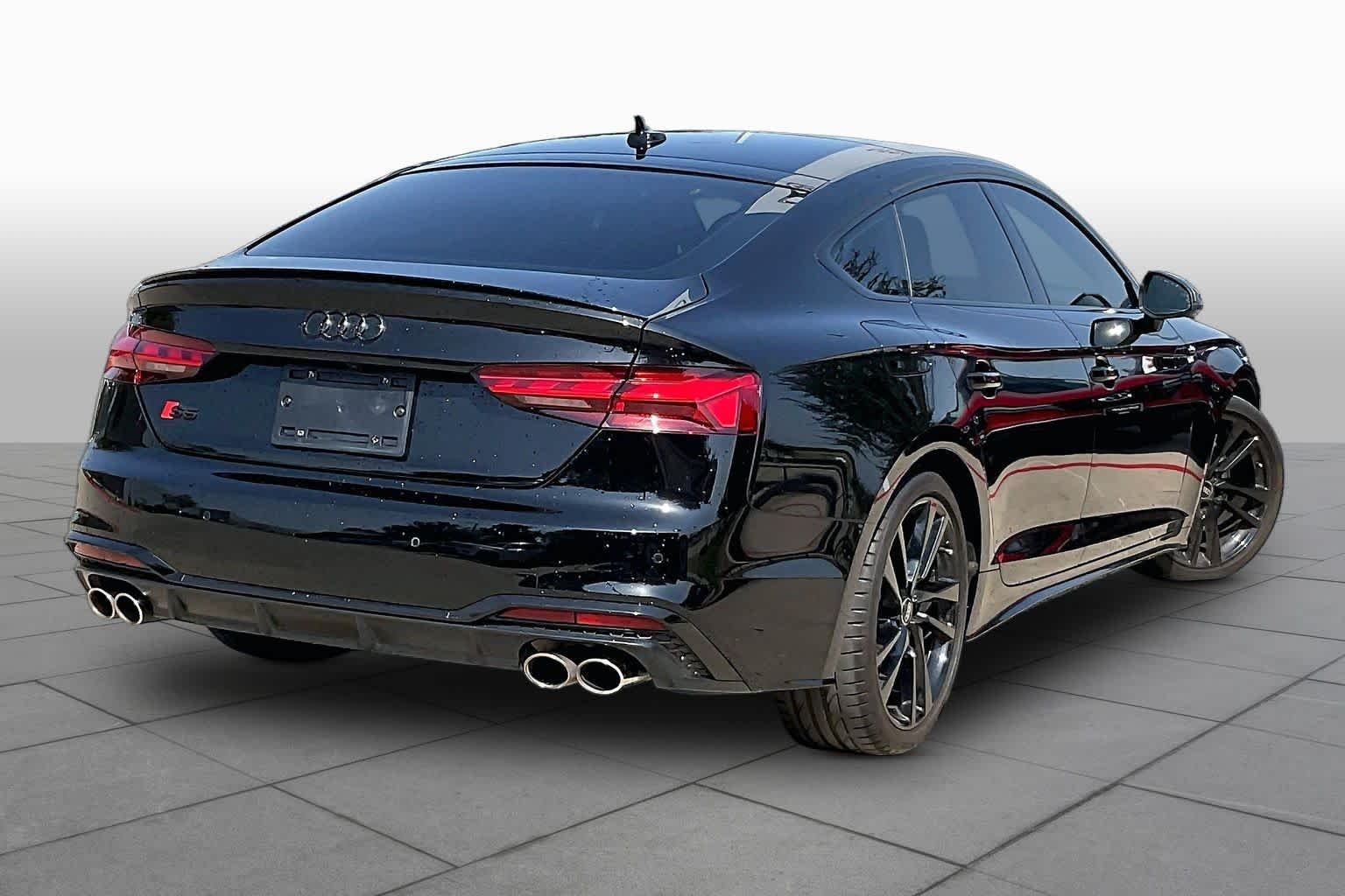 Used 2022 Mythos Black Metallic Audi Premium Plus image 12