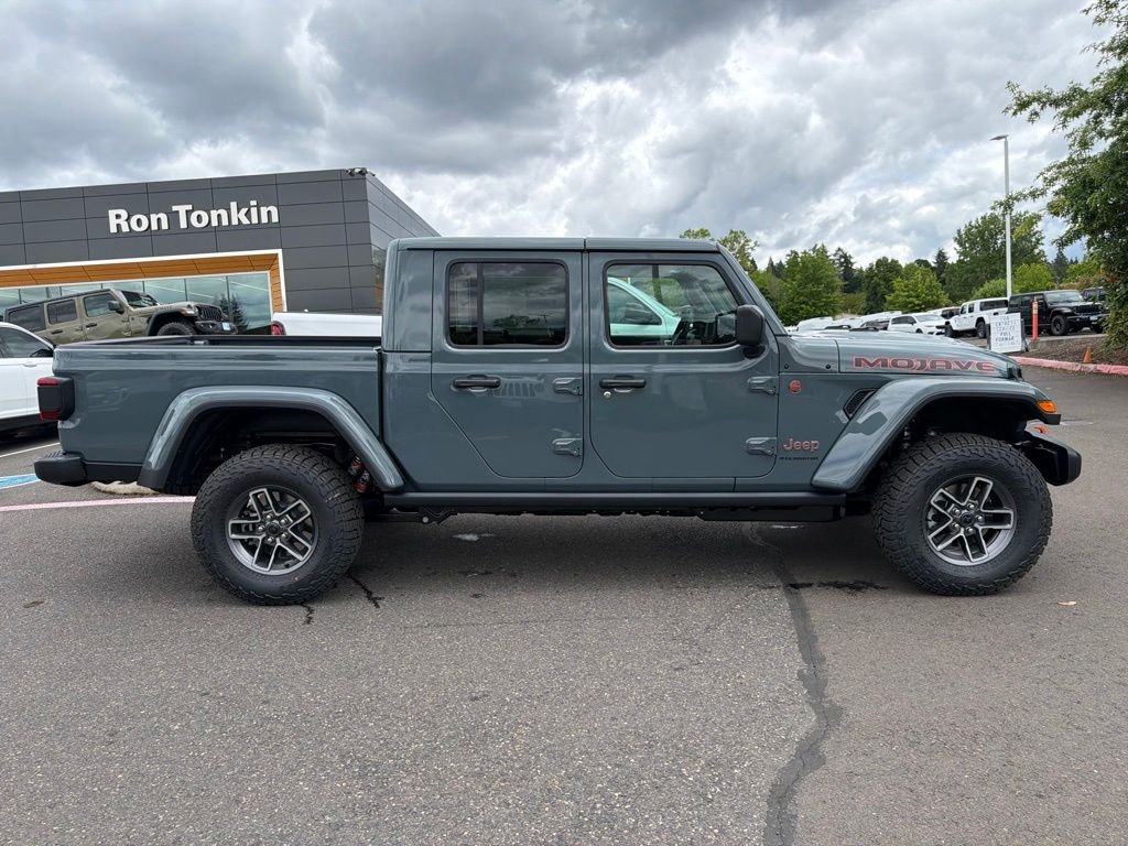New 2026 Anvil Clear-Coat Exterior Paint Jeep Mojave image 8
