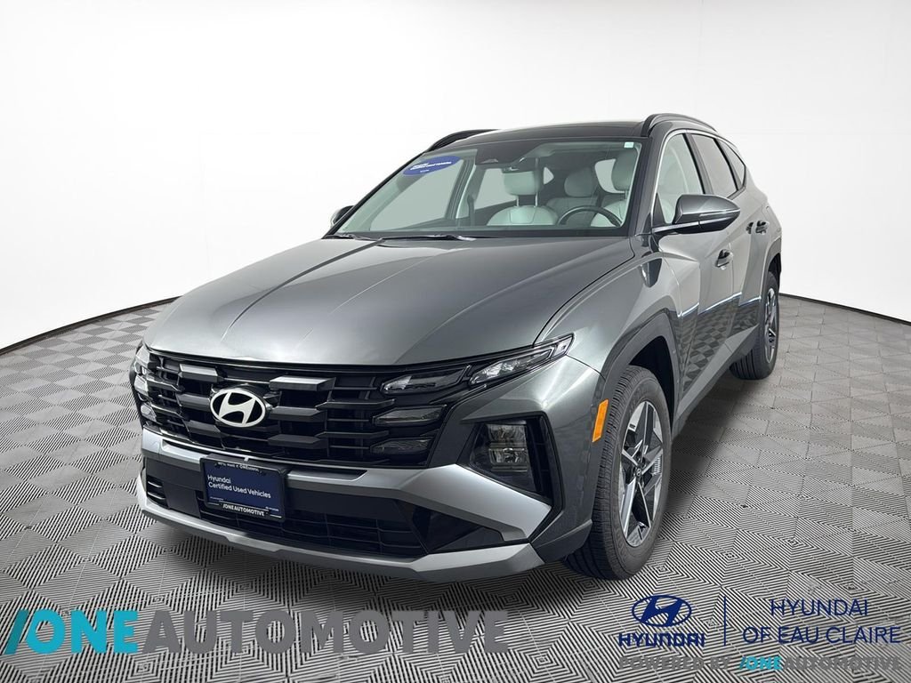 Certified Used 2025 Gray Hyundai SEL Convenience image 1