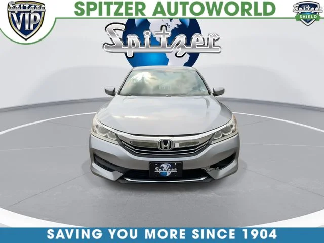 Used 2016 Silver Honda LX image 3