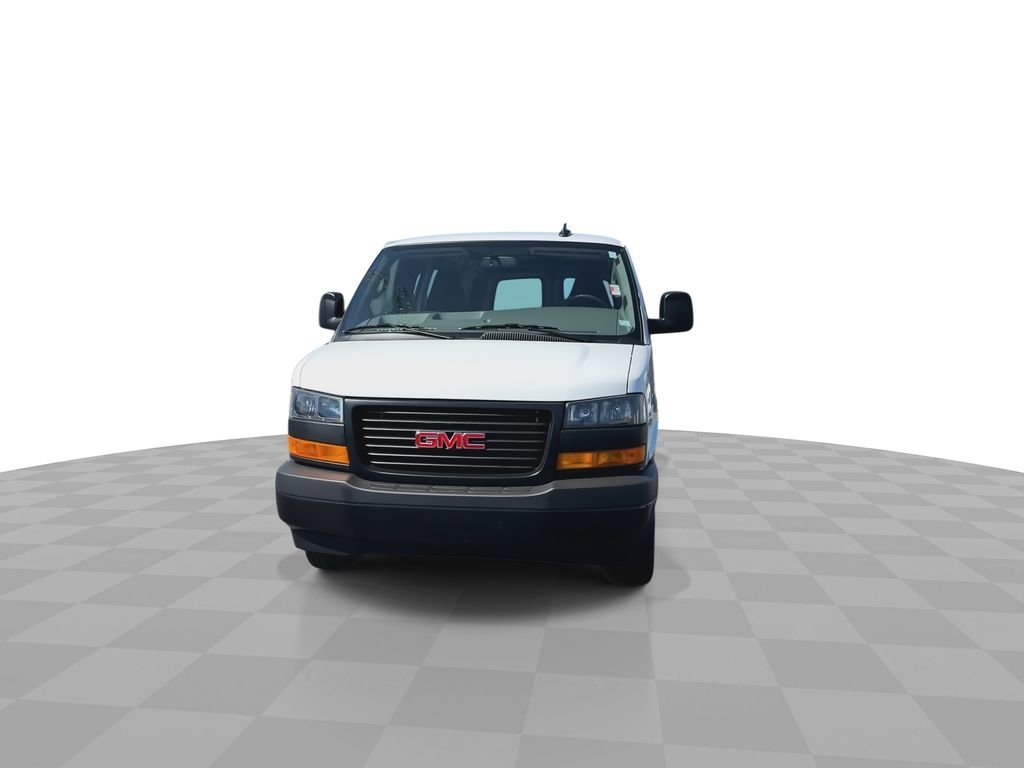 Used 2025 Summit White GMC Work Van image 3