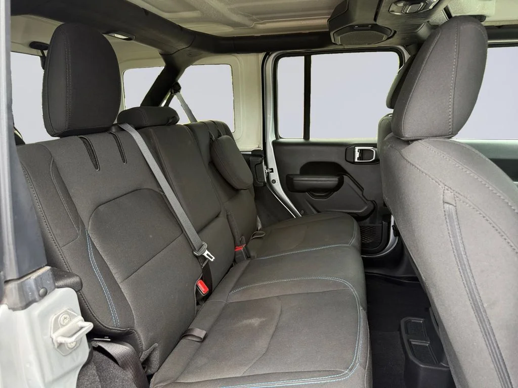 Used 2023 Silver Jeep Rubicon 4xe image 20