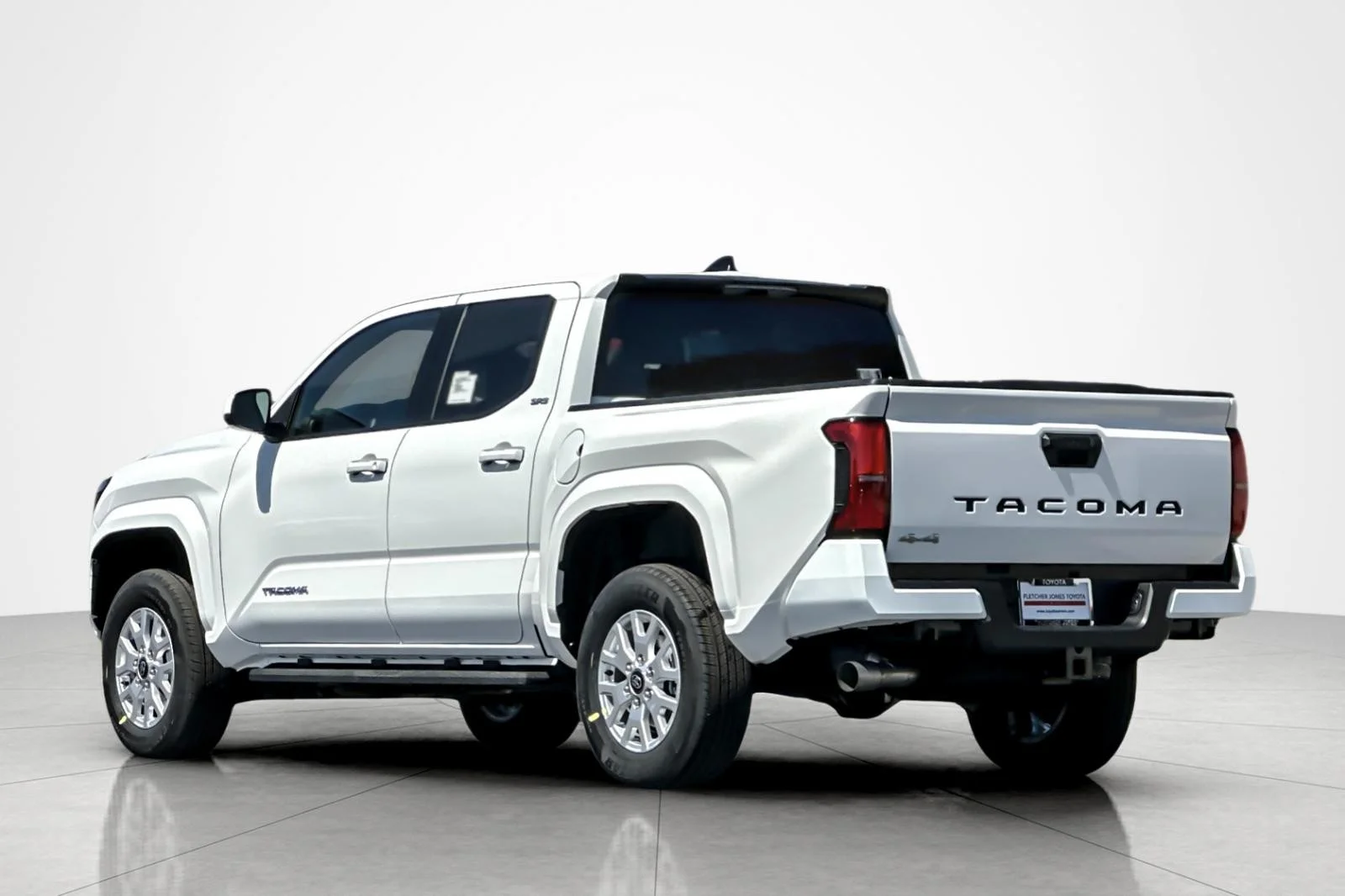 New 2026 Ice Cap Toyota  SR5 image 3