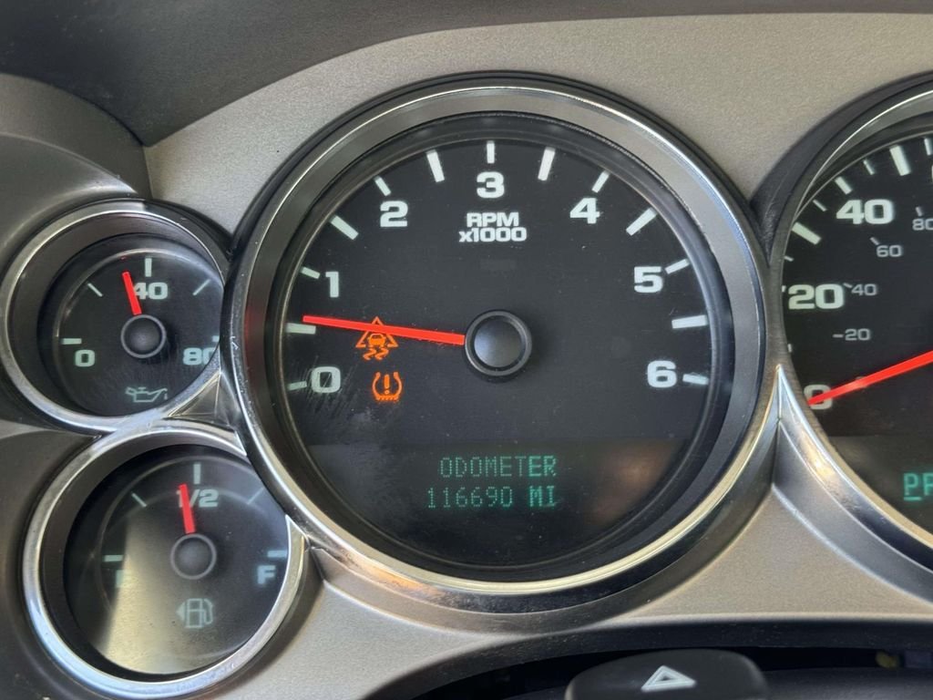 Used 2011 White Chevrolet Work Truck image 10