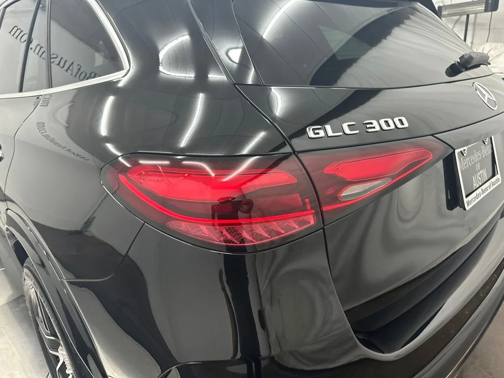 New 2026 Black Mercedes-Benz GLC 300 image 11