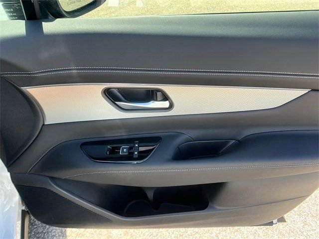 2025 Nissan Murano SL - Photo 17