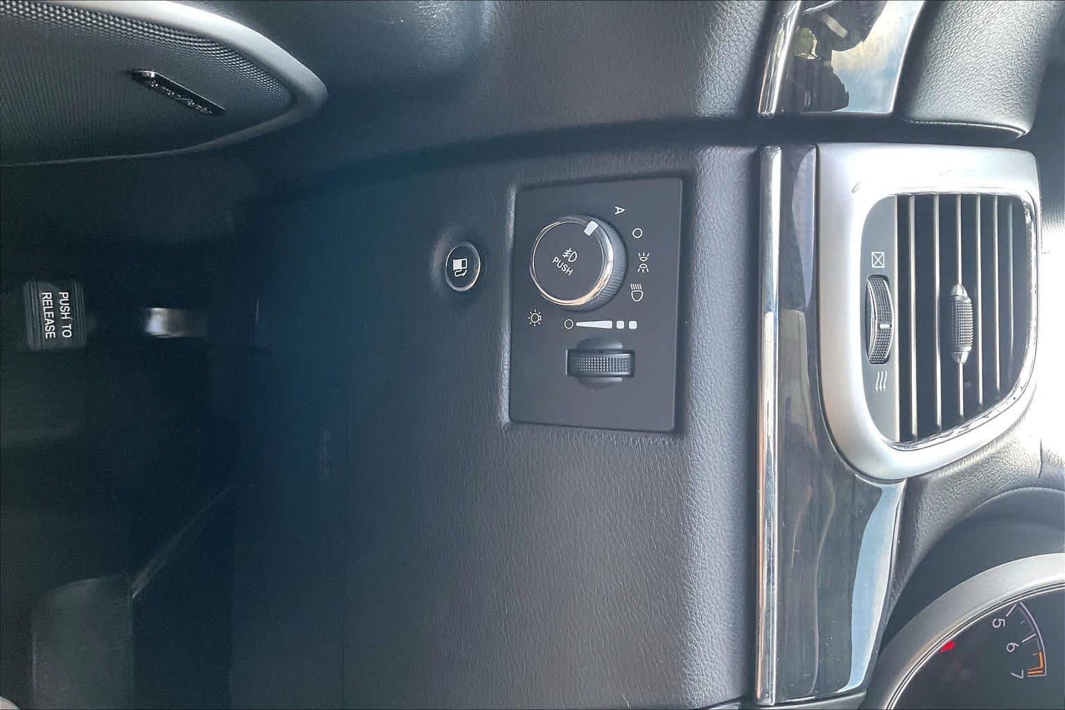 Used 2016 Granite Crystal Metallic Clearcoat Jeep High Altitude image 34
