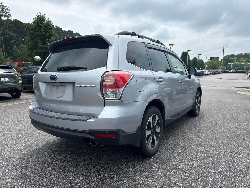 Used 2018 Silver Subaru 2.5i Limited image 5