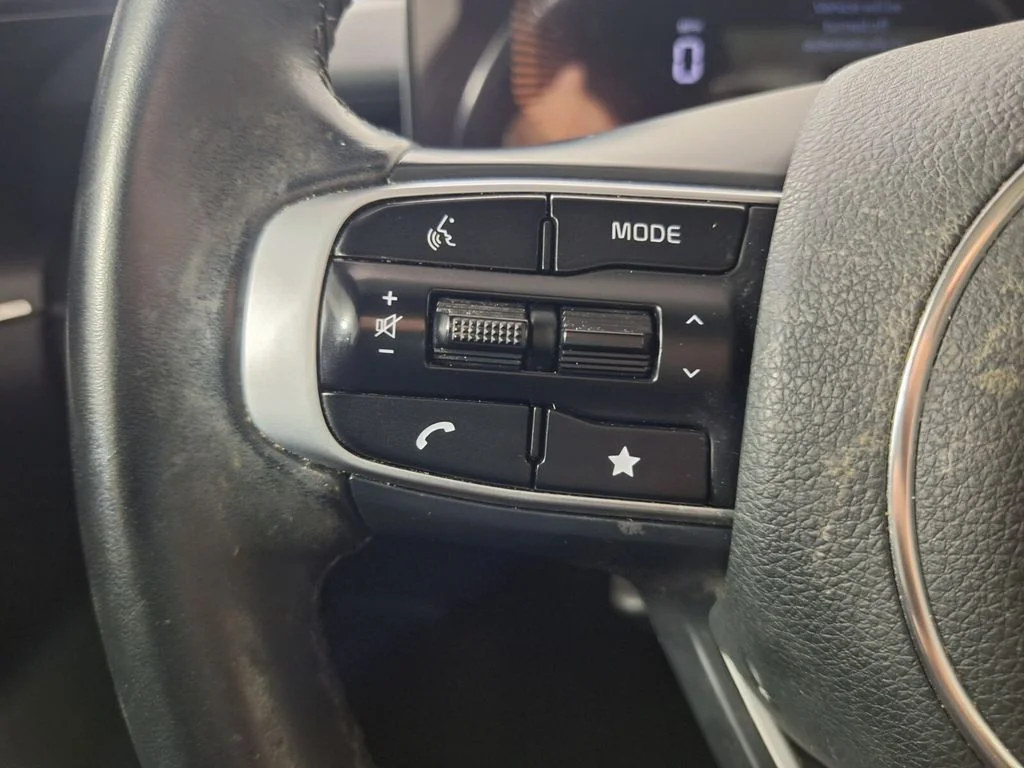 Used 2025 Gray Kia GT-Line image 19