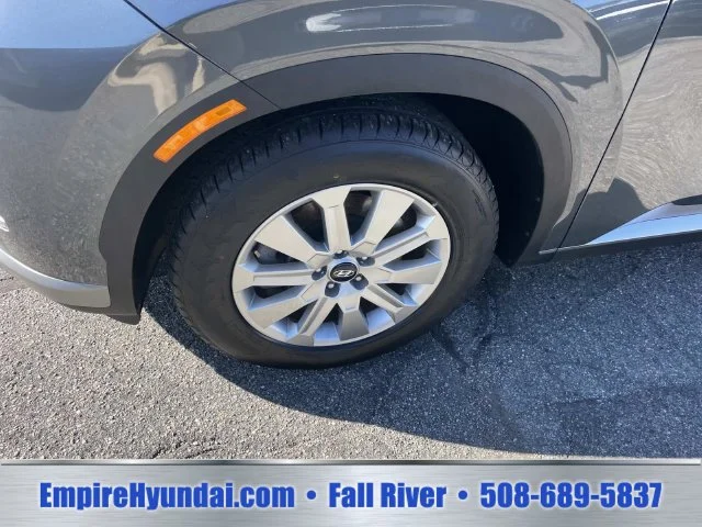 Used 2025 Gray Hyundai SEL image 12