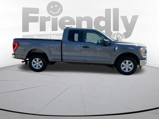 Used 2022 Gray Ford XLT image 10
