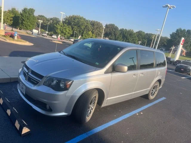 Used 2019 Dodge Grand Caravan GT with VIN 2C4RDGEG1KR570804 for sale in Jefferson City, MO