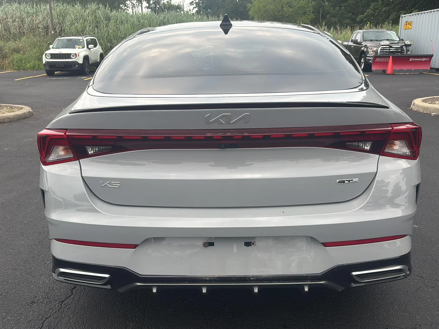 Used 2023 Wolf Gray Kia GT-Line image 6