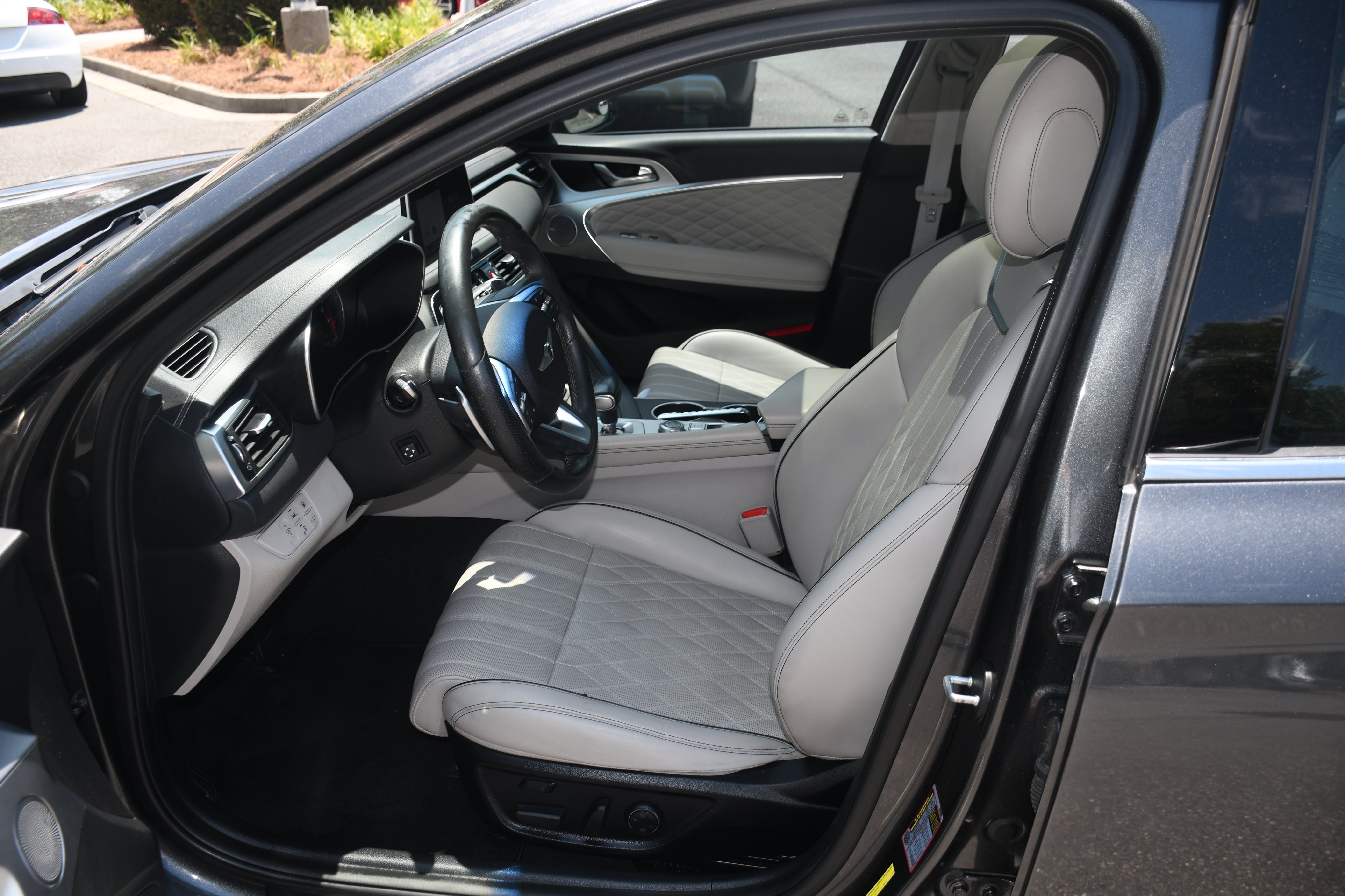 Used 2019 Gray Genesis 2.0T Advanced image 7