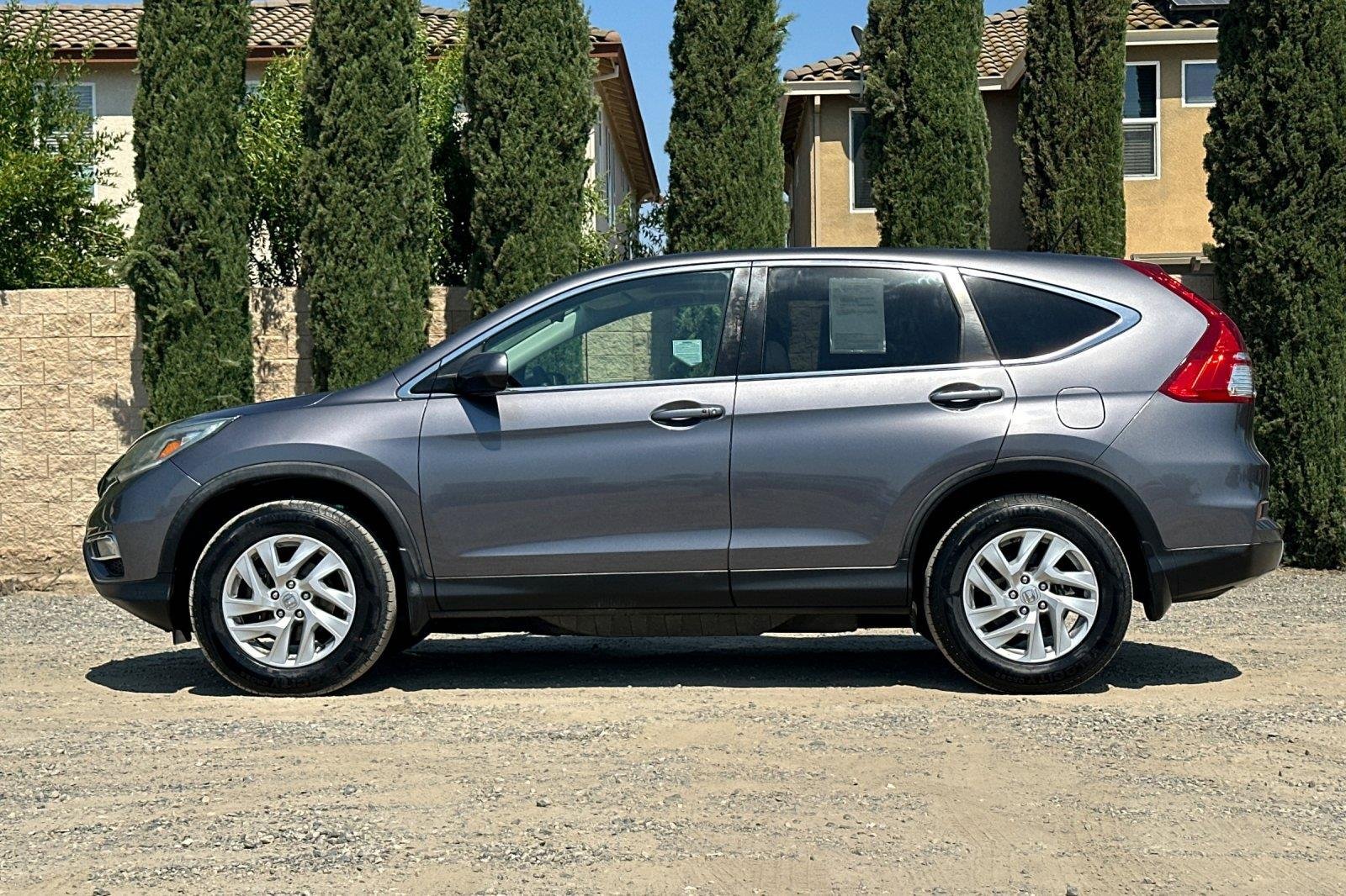 Used 2015  Honda EX image 6