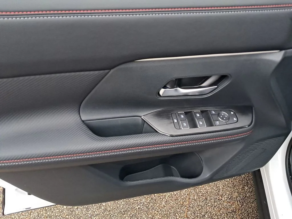 2026 Nissan KICKS SR AWD - Photo 21