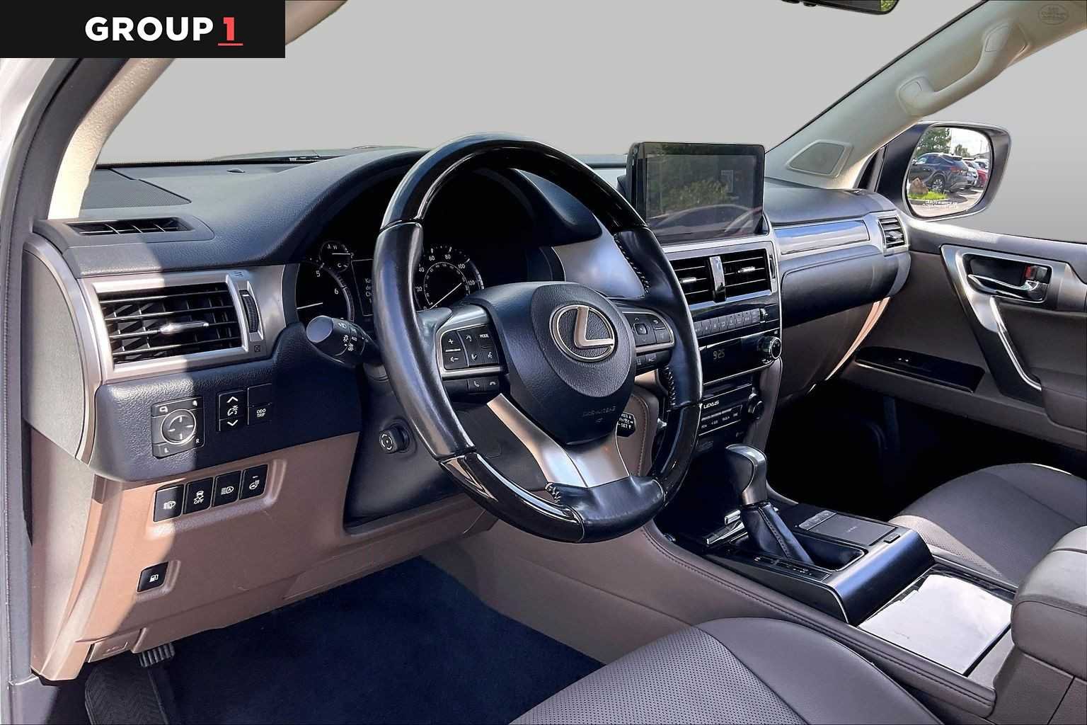 Certified Used 2022 Starfire Pearl Lexus Premium image 15
