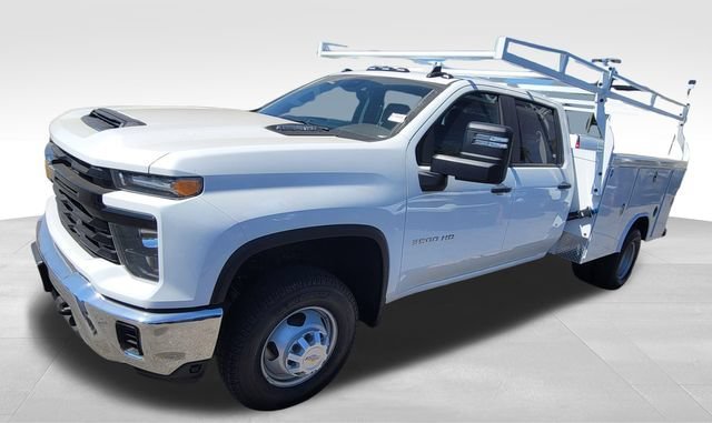 2025 Chevrolet Silverado 3500 Chassis Cab Work Truck