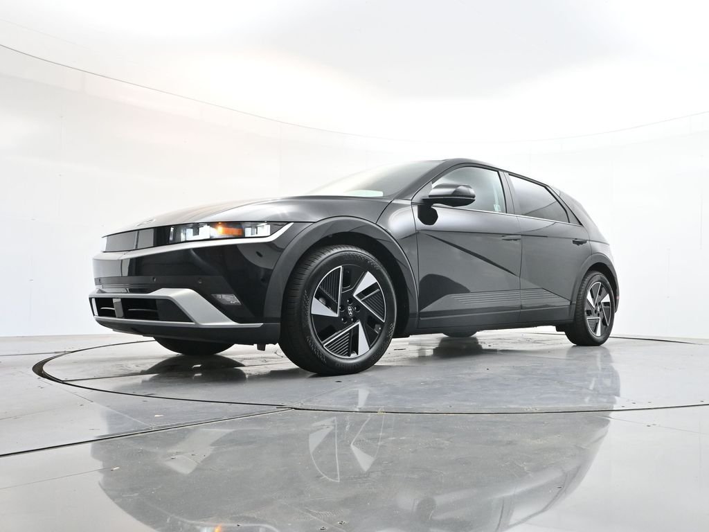 Used 2026 Abyss Black Hyundai SEL image 33