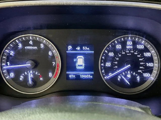 Used 2021 Blue Hyundai SE image 15