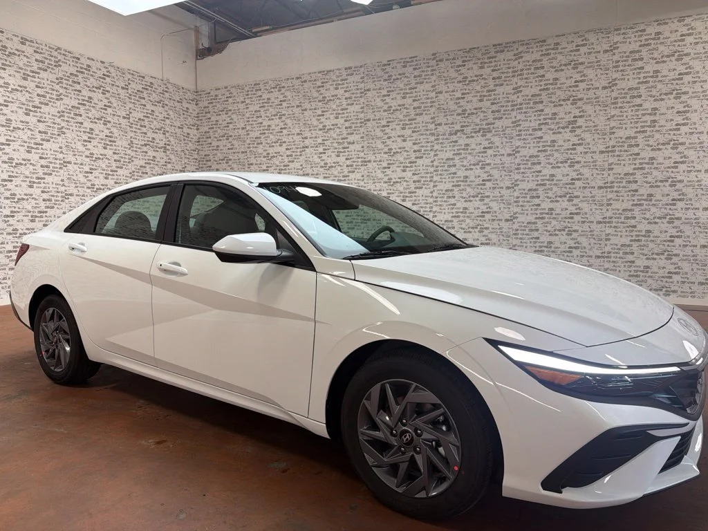 New 2026 Serenity White Hyundai Blue image 1