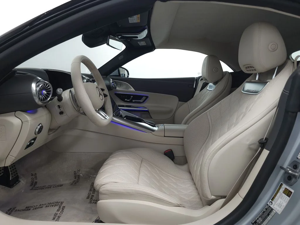 Certified Used 2025 MANUFAKTUR Cirrus Silver MAGNO Mercedes-Benz SL 63 AMG® image 9