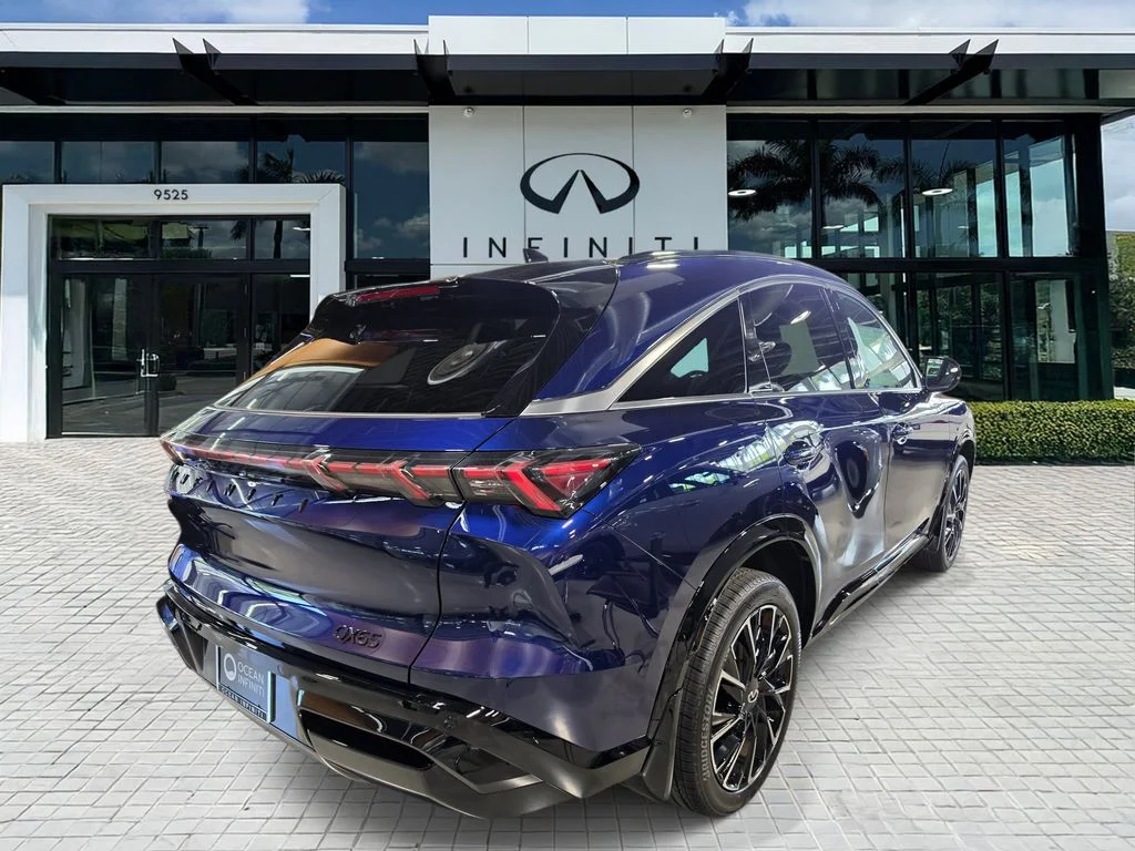 New 2027 Blue INFINITI AUTOGRAPH image 4