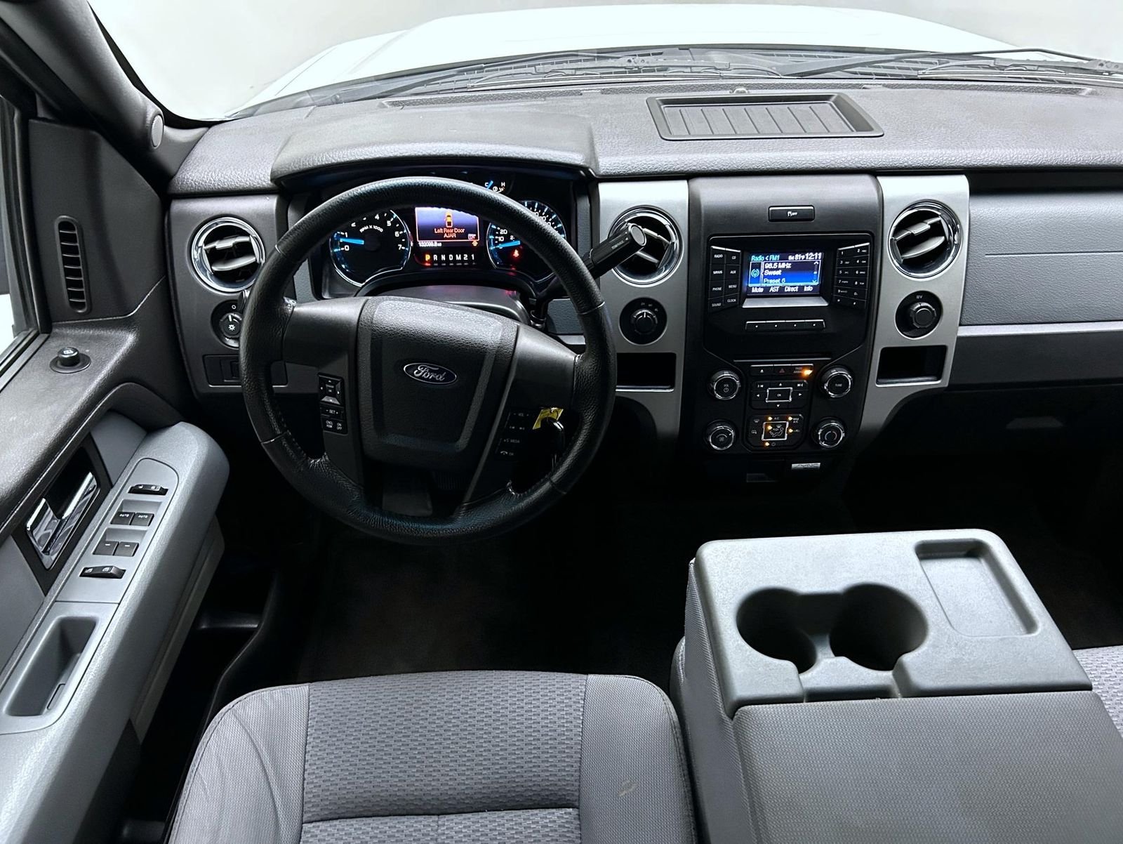 Used 2013 White Ford XLT image 14