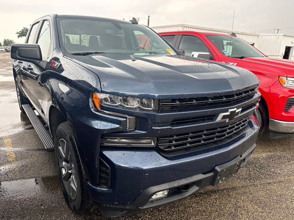 Used 2020 NORTHSKY BLUE METALLIC Chevrolet RST image 3