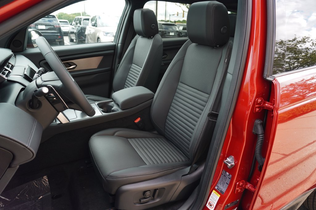New 2026 Firenze Red Land Rover Landmark image 13