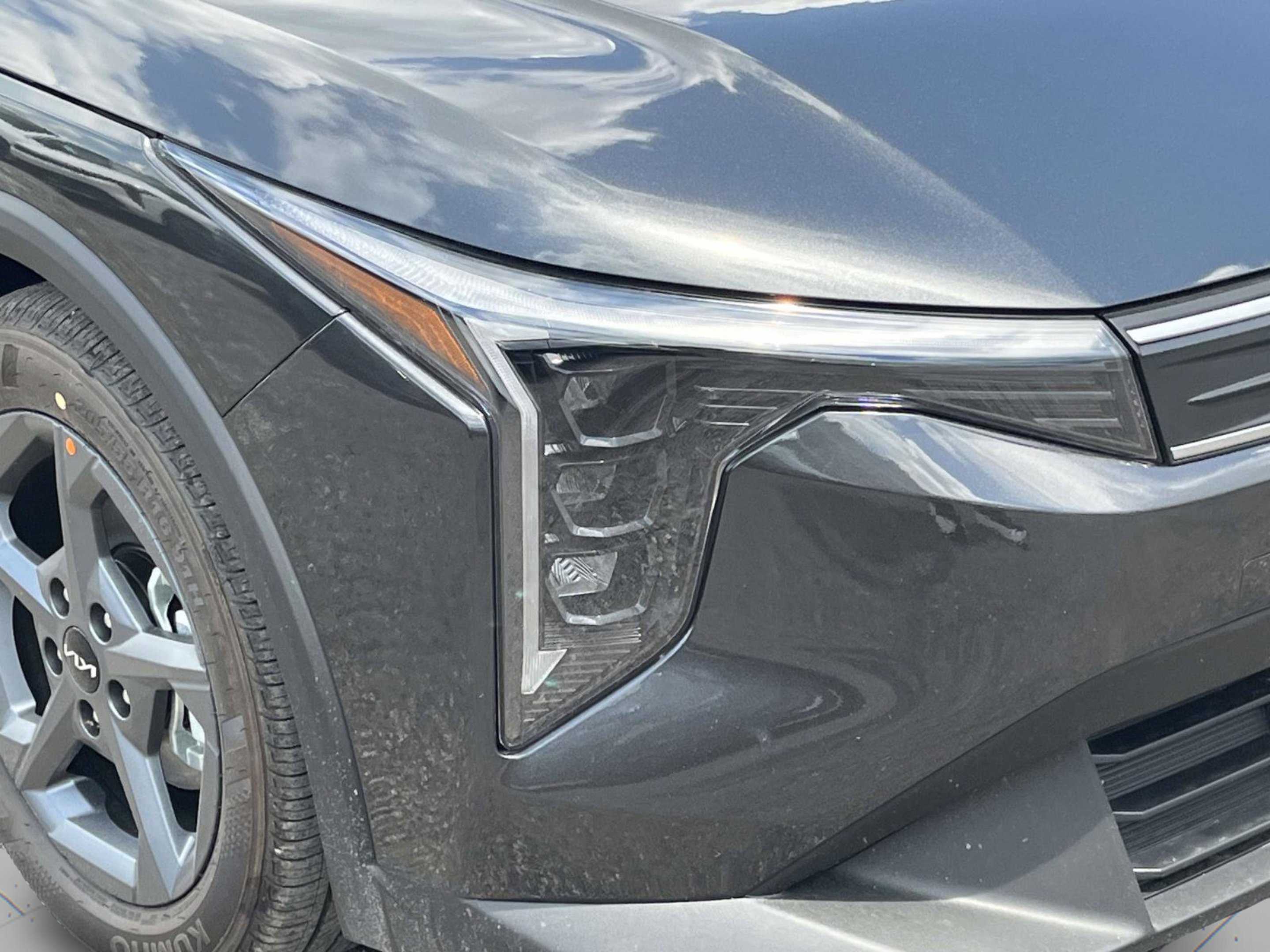 New 2026 Interstellar Gray Kia LXS image 9