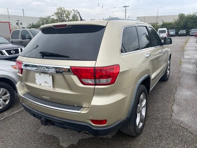 Used 2011 Gold Jeep Overland image 6
