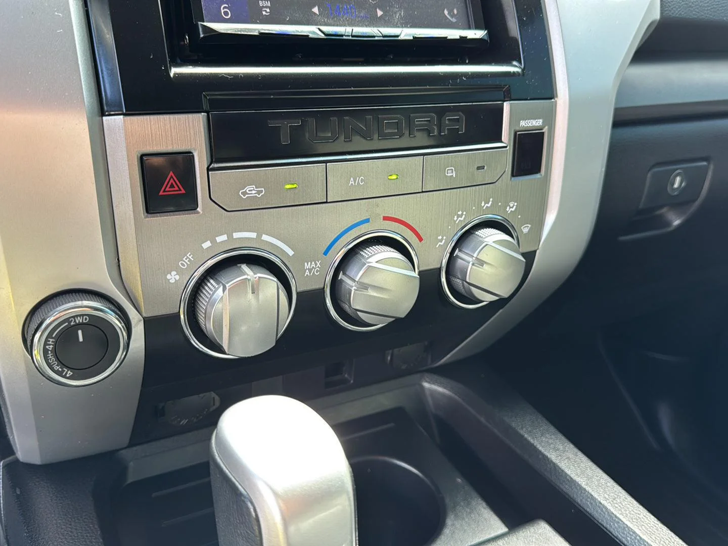 2014 Toyota Tundra SR5 - Photo 24