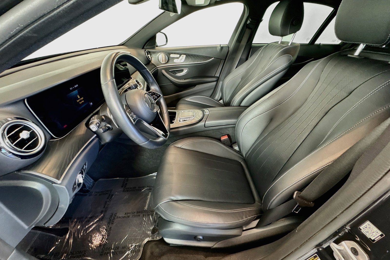 Used 2022 Graphite Grey Metallic Mercedes-Benz E 350 image 19