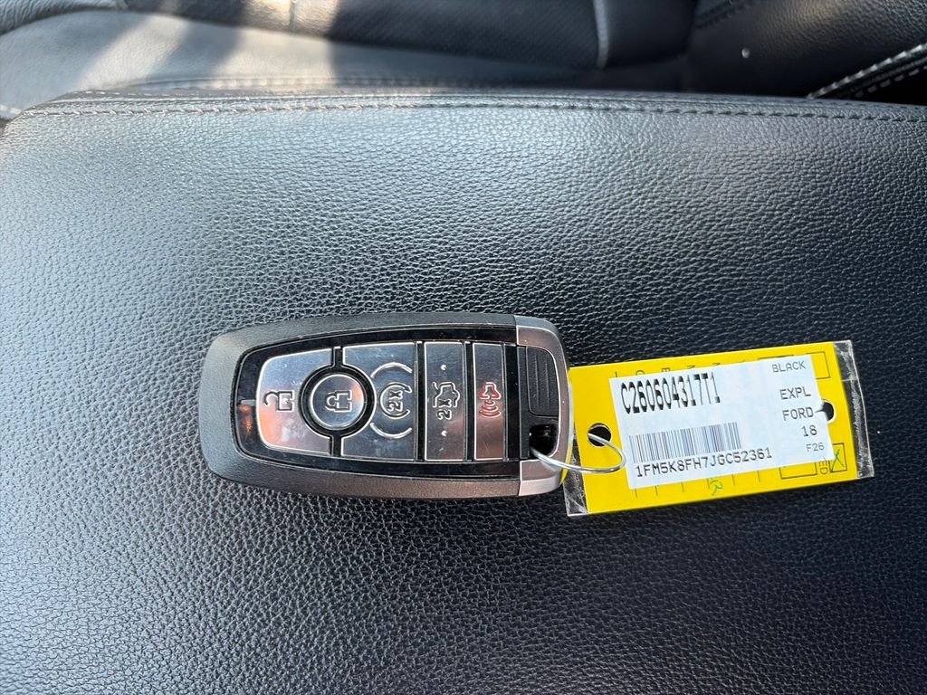 Used 2018 Black Ford Limited image 29