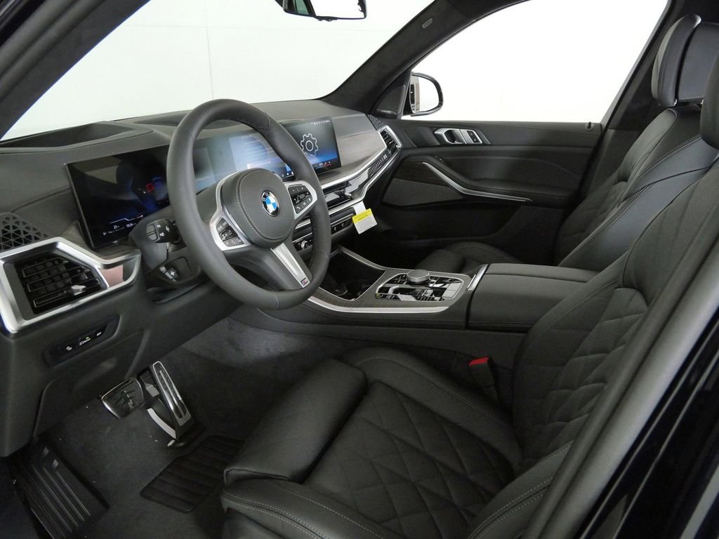 New 2026 Carbon Black Metallic BMW xDrive40i image 35