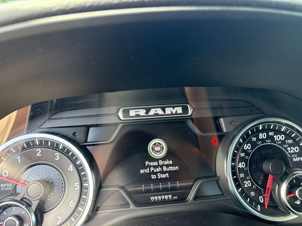 Used 2022 Silver Ram Big Horn/Lone Star image 11
