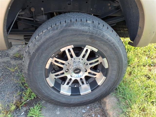 Used 2013  Ford  image 7
