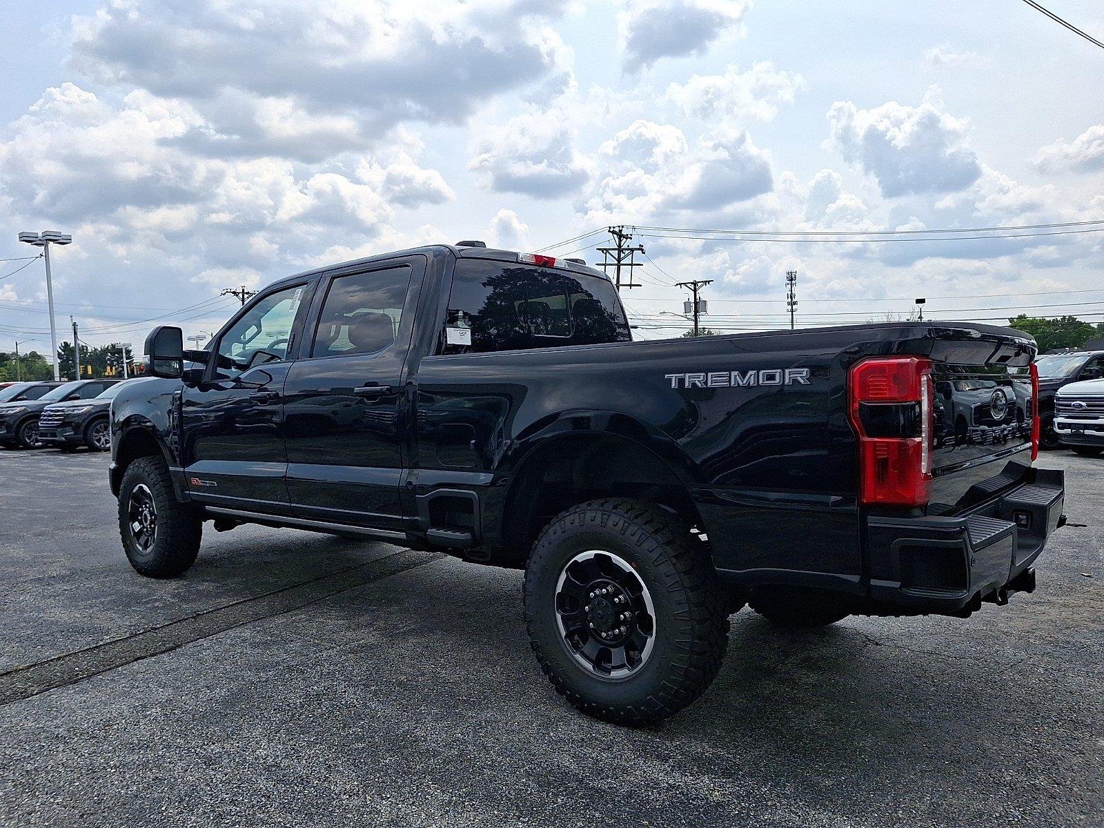 New 2026 Agate Black Metallic Ford F-250® Lariat® image 3