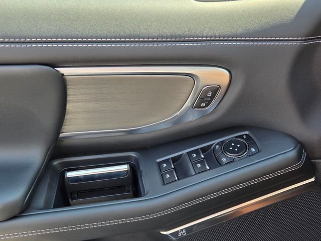 New 2026 Space Silver Metallic Ford Platinum image 30