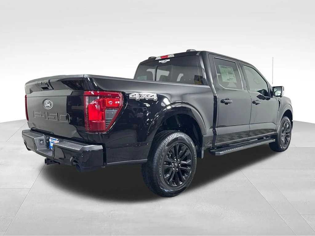 New 2026 Agate Black Metallic Ford XLT image 10