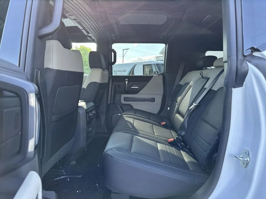 2026 GMC HUMMER EV 3X - Photo 12
